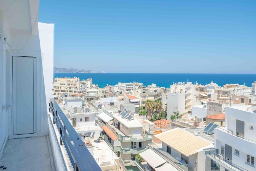 Lions Square Apartment Heraklion Extérieur photo