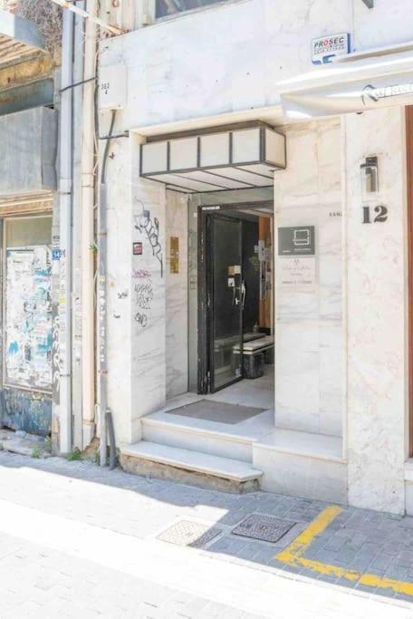Lions Square Apartment Heraklion Extérieur photo